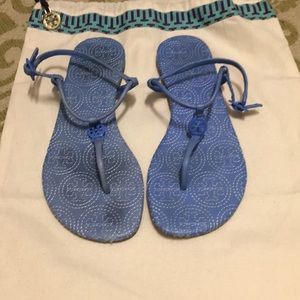 Tory Burch T strap sandal. Size 7